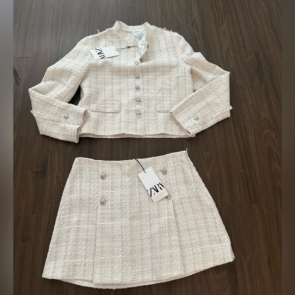 Zara texture cream/ Silva skirt set
